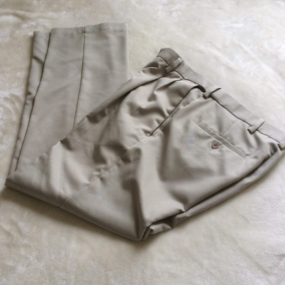 Haggar Men's Tan Dress Pant 31x32